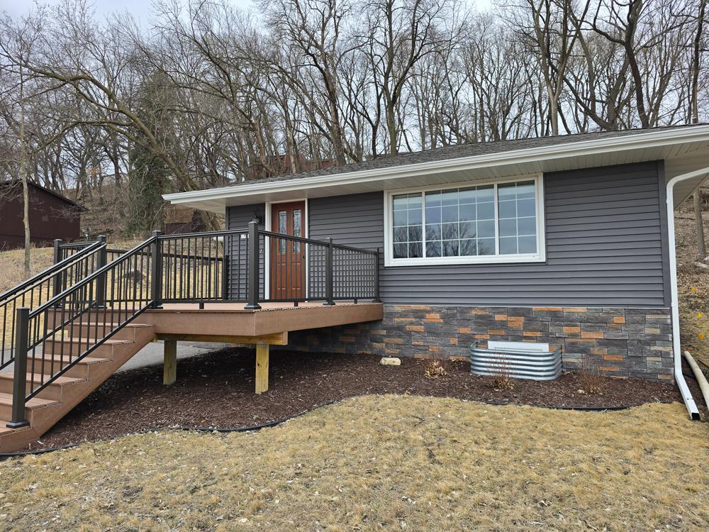 exterior3.jpg