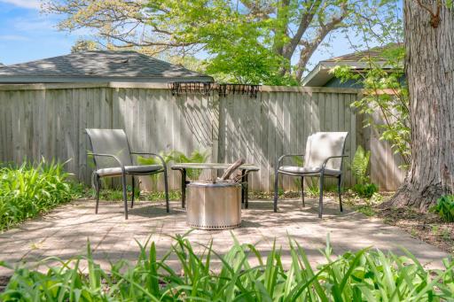 4610 Golden Valley Road, Minneapolis, MN 55422