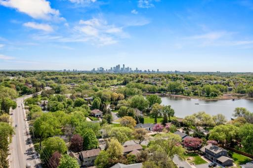 4610 Golden Valley Road, Minneapolis, MN 55422