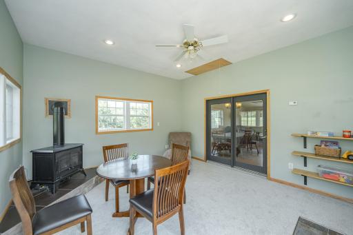 7055 W River Road NW, Rochester, MN 55901