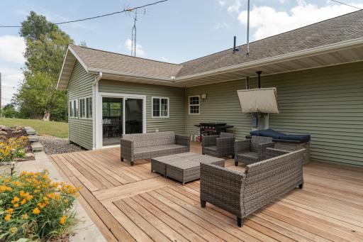 7055 W River Road NW, Rochester, MN 55901