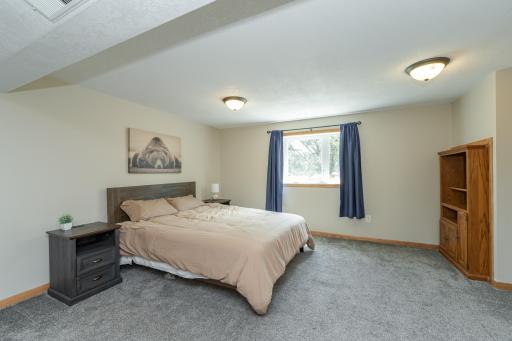 7055 W River Road NW, Rochester, MN 55901