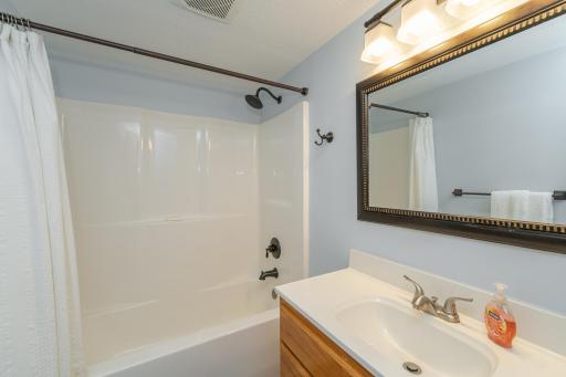 7055 W River Road NW, Rochester, MN 55901
