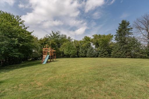 7055 W River Road NW, Rochester, MN 55901