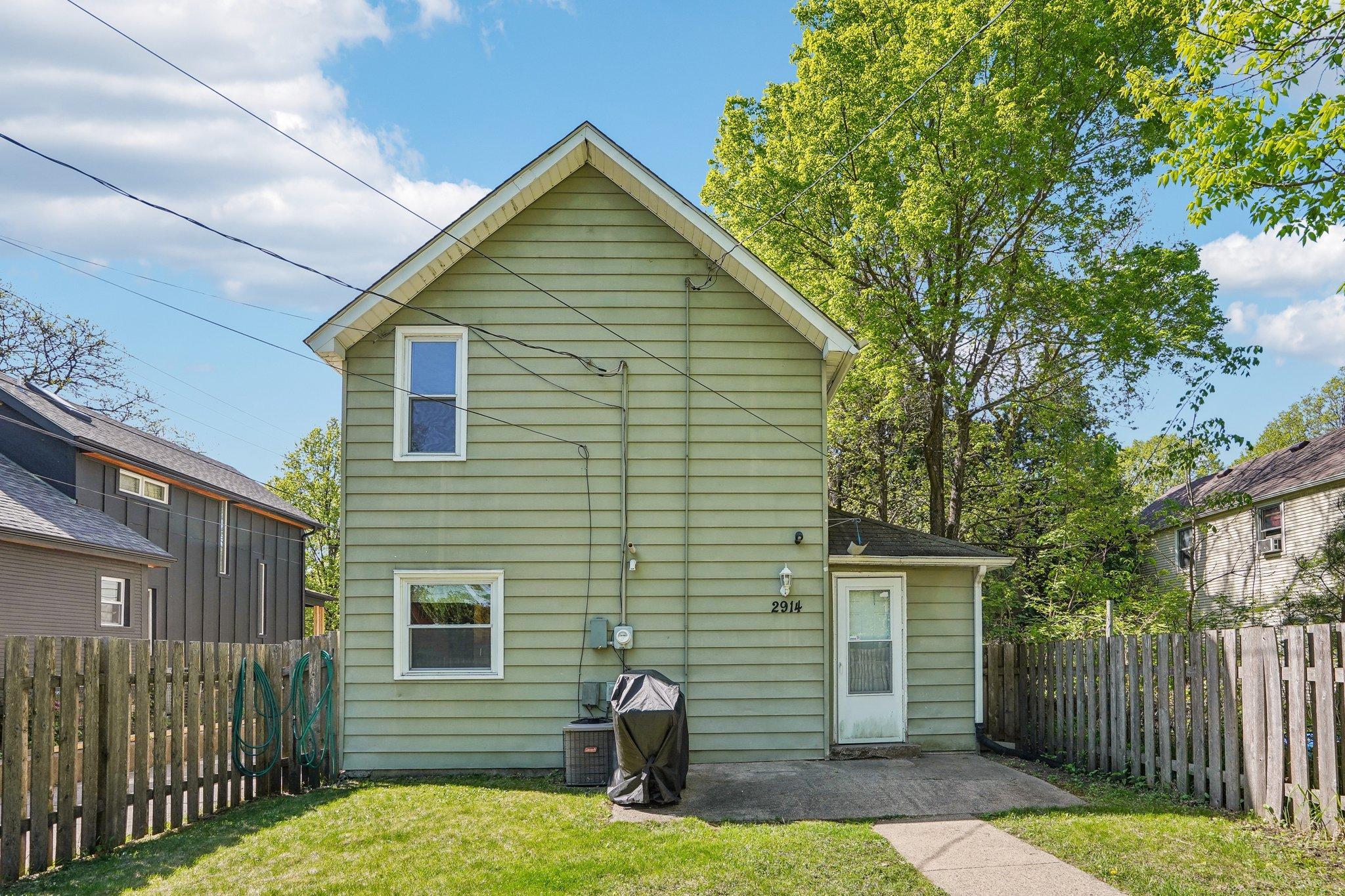 47-web-or-mls-26th St-1005-047.jpg