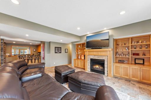 15331 Red Oaks Road SE, Prior Lake, MN 55372