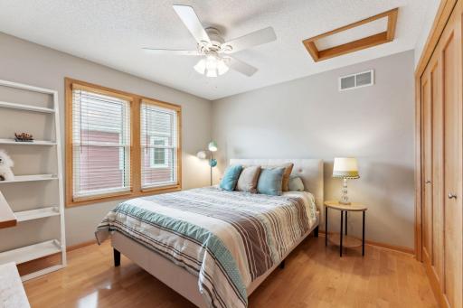 15331 Red Oaks Road SE, Prior Lake, MN 55372