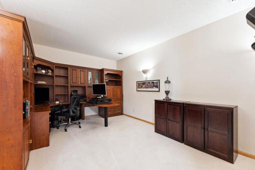 15331 Red Oaks Road SE, Prior Lake, MN 55372