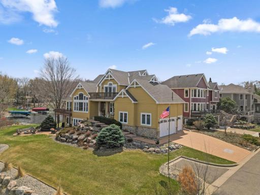 15331 Red Oaks Road SE, Prior Lake, MN 55372