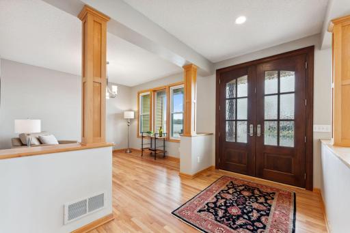 15331 Red Oaks Road SE, Prior Lake, MN 55372
