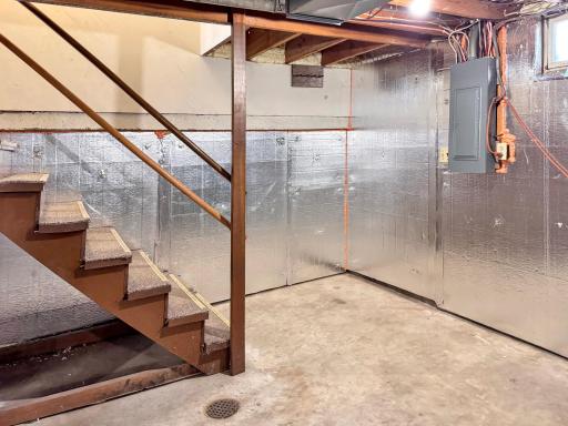 Downstairs leads to a fully insulated, CLEAN basement!