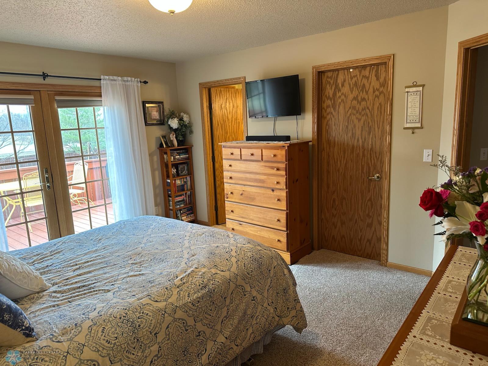 bed 1