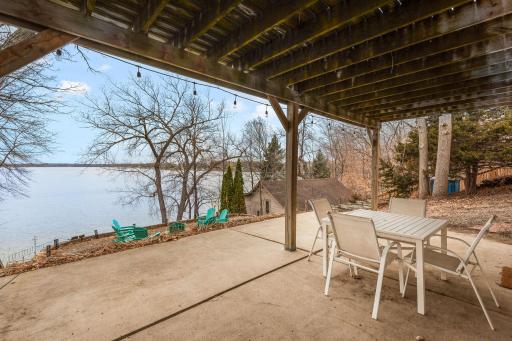 5975 Devitt Avenue NW, Maple Lake, MN 55358