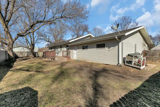 1215 Gorton Avenue NW, Willmar, MN 56201