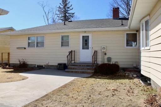 416 Maple Avenue S, Thief River Falls, MN 56701