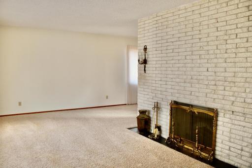 416 Maple Avenue S, Thief River Falls, MN 56701