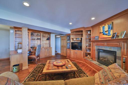9302 Interlachen Road, Nisswa, MN 56468