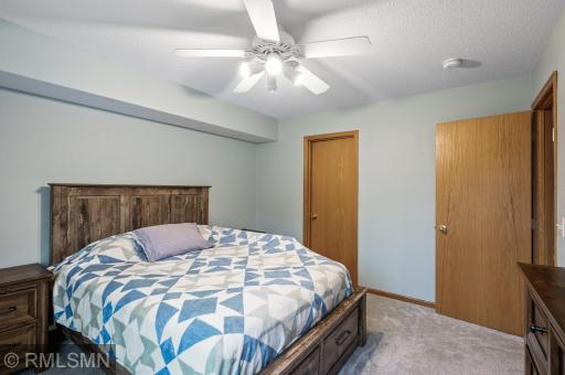 21188 Rendova Street NE, Cedar, MN 55011