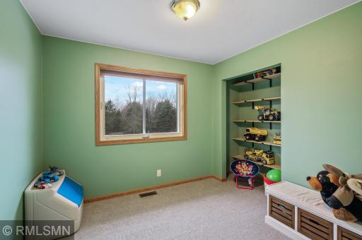 21188 Rendova Street NE, Cedar, MN 55011