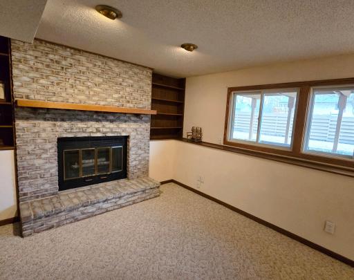 8317 Morgan Avenue N, Brooklyn Park, MN 55444
