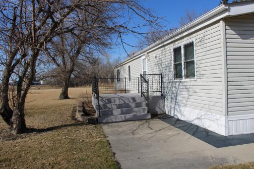 735 1st Street S, Middle River, MN 56737