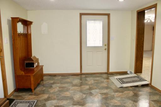 735 1st Street S, Middle River, MN 56737