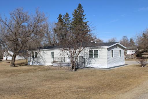 735 1st Street S, Middle River, MN 56737