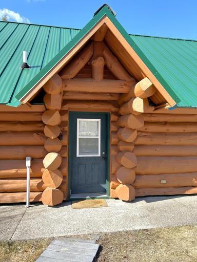 904 Winter Drive NW, Baudette, MN 56623