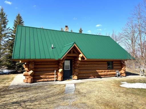 904 Winter Drive NW, Baudette, MN 56623
