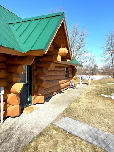 904 Winter Drive NW, Baudette, MN 56623