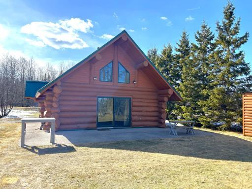 904 Winter Drive NW, Baudette, MN 56623
