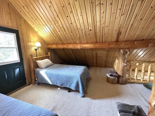 904 Winter Drive NW, Baudette, MN 56623