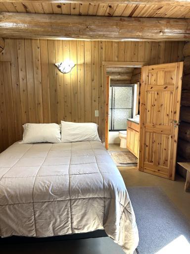 904 Winter Drive NW, Baudette, MN 56623