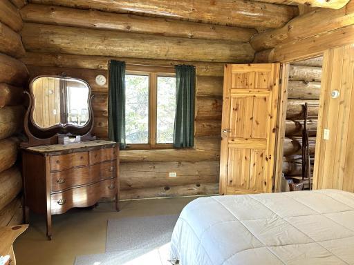 904 Winter Drive NW, Baudette, MN 56623