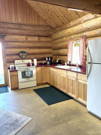 904 Winter Drive NW, Baudette, MN 56623