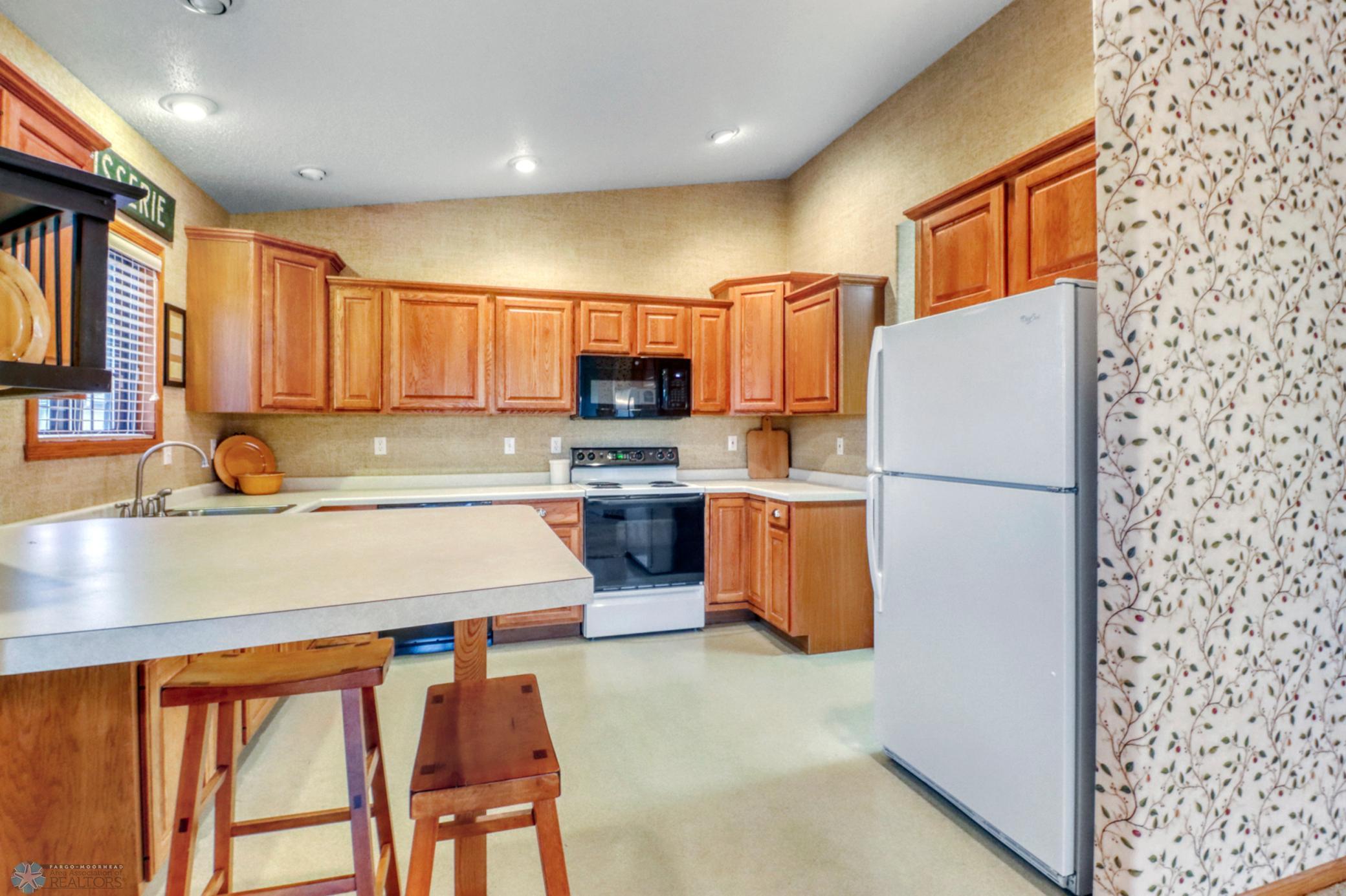 Kitchen1 1.JPG