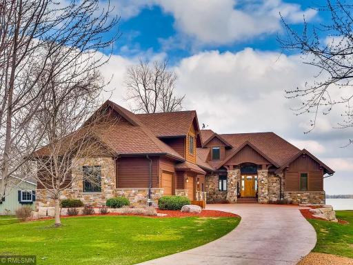 623 N Shore Drive, Forest Lake, MN 55025