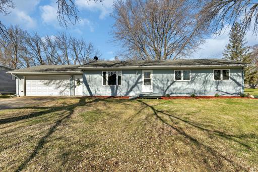330 8th Street E, Hector, MN 55342
