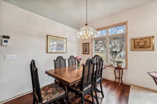 8924 Hilloway Road, Eden Prairie, MN 55347