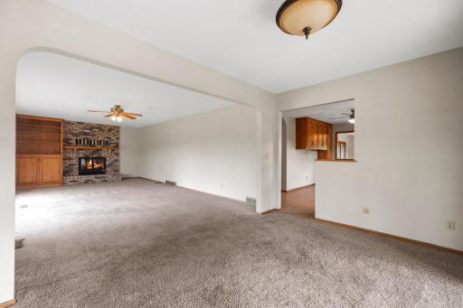 2591 Carver Avenue E, Saint Paul, MN 55119