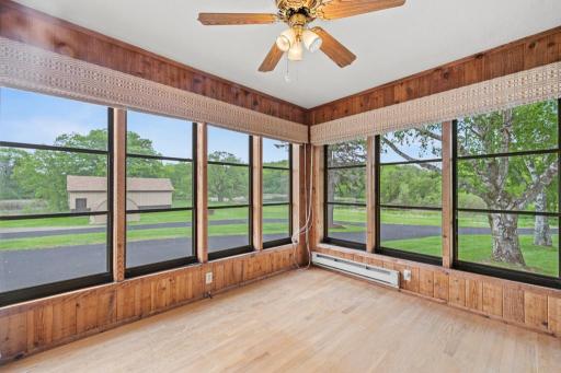 2591 Carver Avenue E, Saint Paul, MN 55119
