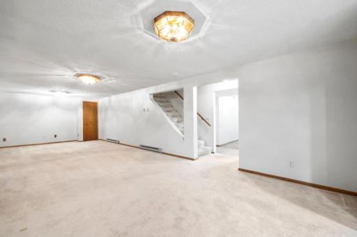 2591 Carver Avenue E, Saint Paul, MN 55119