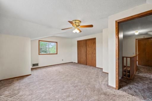 2591 Carver Avenue E, Saint Paul, MN 55119