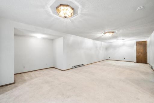 2591 Carver Avenue E, Saint Paul, MN 55119