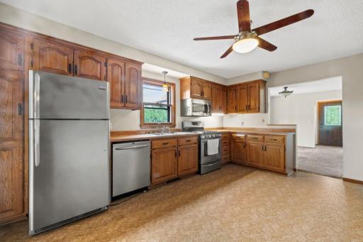 2591 Carver Avenue E, Saint Paul, MN 55119