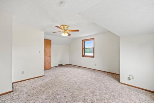 2591 Carver Avenue E, Saint Paul, MN 55119