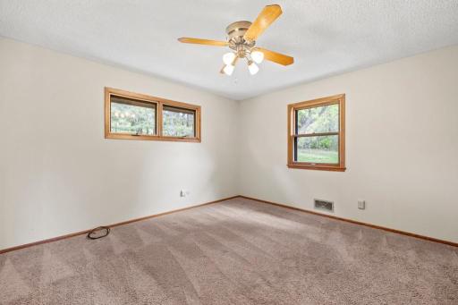 2591 Carver Avenue E, Saint Paul, MN 55119