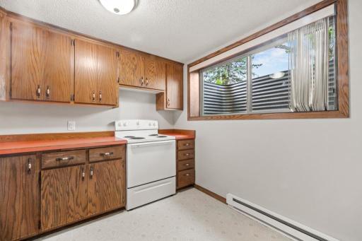 2591 Carver Avenue E, Saint Paul, MN 55119