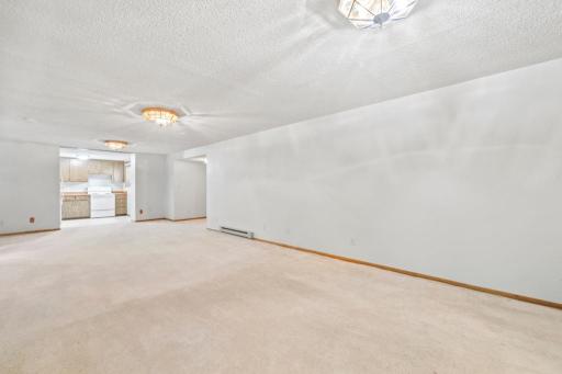 2591 Carver Avenue E, Saint Paul, MN 55119