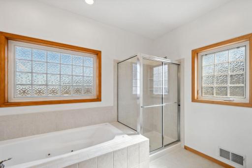 1819 Jourdan Court, Saint Paul, MN 55122